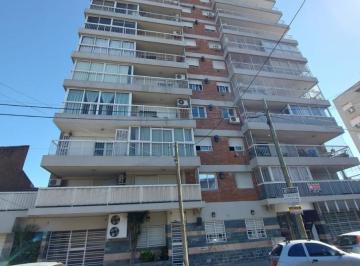 Departamento · 34m² · 2 Ambientes · Departamento en Venta de Dos Ambientes con Doble Balcón y Vista Panorámica - Santos Lugares