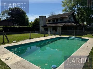 Casa · 175m² · 4 Ambientes · Casa a La Venta en Mapuche Country Club, Pilar