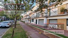 PH · 73m² · 4 Ambientes · PH en Sarmiento