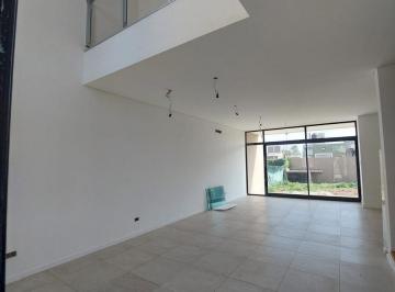 Casa · 116m² · 3 Ambientes · Casa Dos Dorm. - Ricardone - San Lorenzo