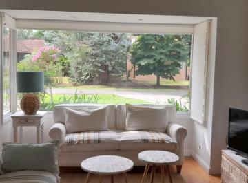 Casa · 150m² · 4 Ambientes · 3 Cocheras · Venta Casa Golfers Pilar Cancha de Golf 18 Hoyos
