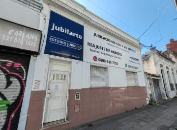 Oficina comercial de 4 ambientes, La Plata · Alquiler Casa con Destino Comercial en 9 E/ 58 y 59, La Plata.