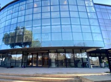 Edificio · 5051m² · 100 Cocheras · Edificio Comercial en Alquiler de 5051 m² en Martinez