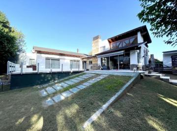 Casa de 6 ambientes, Córdoba · Valle Escondido - Los Sueños - Venta Casa 1 Planta 4 Dorm - Pileta y Quincho