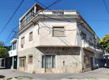 Casa de 5 ambientes, Rosario · Venta de Casa de 4 Dorm. Regimiento 11 Esquina Laprida