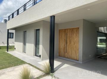 Casa · 245m² · 7 Ambientes · 2 Cocheras · Venta - Casa - Pilara - La Calesa