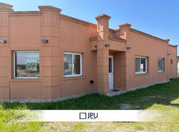 Casa · 150m² · 4 Ambientes · Casa en Venta Costa Esmeralda