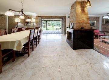 Casa · 345m² · 5 Ambientes · Venta Casa 5 Ambientes en Los Cardales Apto Credito