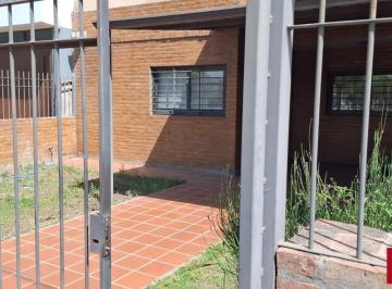 Foto · Poeta Lugones (Maria Mercedes Ocon 4991) - Venta Casa 3 Dorm. Más Local 35 m².