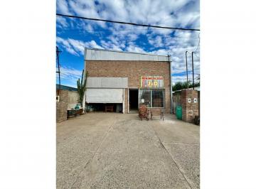 Bodega-Galpón · 225m² · 2 Ambientes · Venta de Galpón con Oficina y Local Comercial - San Juan 1600