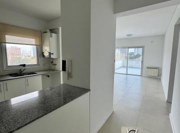 Departamento de 2 ambientes, Neuquén · En Alquiler Depto 1 Dormitorio con Gran Terraza. Santa Fe 376 Nqn