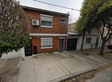 Casa · 65m² · 3 Ambientes · Casa de Dos Dorm. en Venta