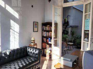 PH · 154m² · 5 Ambientes · PH con Local y Departamento en Venta en Boedo!