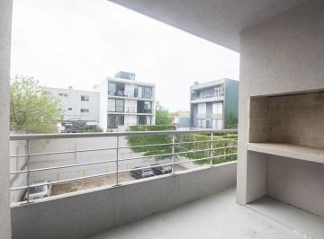 Departamento · 67m² · 3 Ambientes · 1 Cochera · Departamento en Venta 3 Ambientes A. Centenario 2500