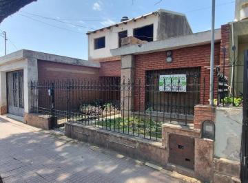 Casa · 192m² · 5 Ambientes · 1 Cochera · Casa en Venta en Barrio Colon, a m de Sabattini, Apto Crédito Hipotecario