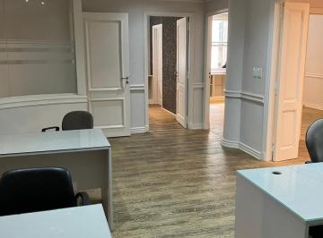 Oficina comercial , Centro / Microcentro · Espectacular Oficina Refaccionada a Nuevo San Martin 570 3 Frente