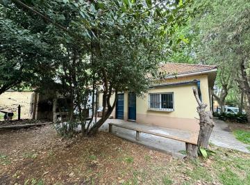 Casa · 74m² · 3 Ambientes · 3 Cocheras · Venta Casa 3 Ambientes Quilmes