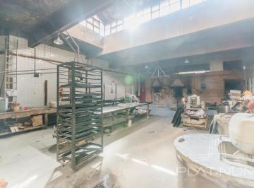 Terreno de 10 ambientes, San Telmo · Excelente Inmueble Comercial en San Telmo - Ideal Espacio Multiuso - Edificio