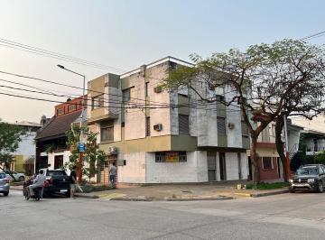 Edificio · 280m² · 1 Cochera · Impactante Esquina con Bureau y Departamento en Microcentro!