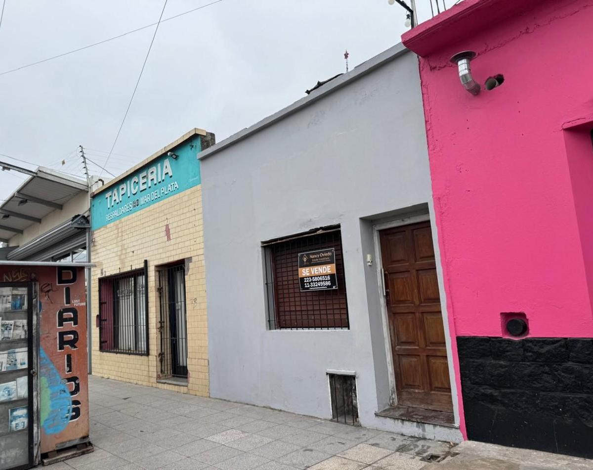 Casa de 4 ambientes mas local