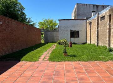 Casa · 170m² · 5 Ambientes · 1 Cochera · Casa en San Nicolas de Los Arroyos