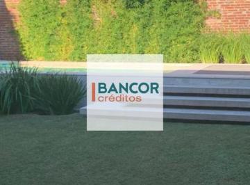 Casa · 227m² · 6 Ambientes · 2 Cocheras · Casa en Venta:3 Dor C/patio y Pileta - Appto Bancor - Bº Maipu