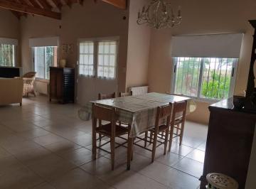 Quinta vacacional · 170m² · 6 Ambientes · 3 Cocheras · Chacra en Exaltación de La Cruz