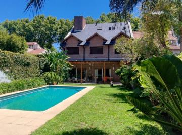 Casa · 430m² · 6 Ambientes · 2 Cocheras · Espectacular Casa en Venta, Martinez Vias a Libertador
