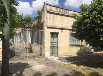 Casa de 3 ambientes, Lanús · Casa S/ Lote de 8.66 X 50