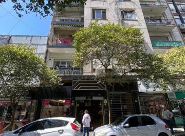 Departamento · 38m² · 2 Ambientes · Excelente Oportunidad Departamento a Reciclar en Once