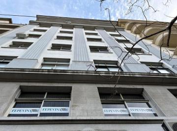 Oficina comercial · 130m² · 5 Ambientes · Oficina 130 m² en Excelente Ubicación. San Telmo.