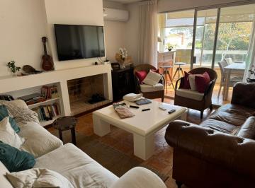 Departamento · 112m² · 4 Ambientes · 1 Cochera · Departamento en Dormar