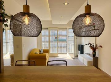 Departamento · 71m² · 3 Ambientes · Venta Departamento 3 Ambientes Zona Plaza Colón Reciclado