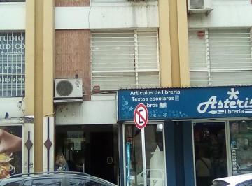 Oficina comercial · 28m² · 1 Ambiente · Oficina - Moron
