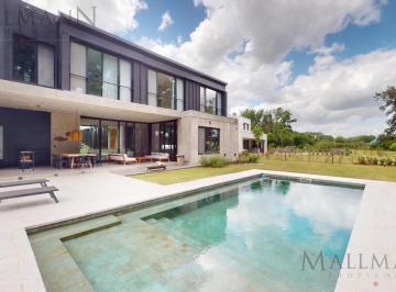 Casa · 280m² · 5 Ambientes · Excelente Casa en Pilara - Barrio La Calesa