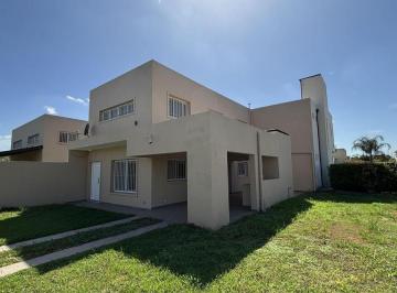 PH · 95m² · Venta Funes Barrio Cantegril Casa 3 Dorm.