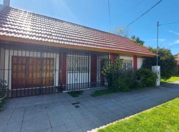 Casa de 3 ambientes, Miramar · Chalet en Miramar