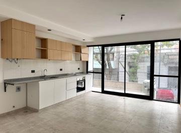 Departamento de 1 ambiente, Barracas · Alquiler Monoambiante con Balcón Al Frente C/parrilla Propia