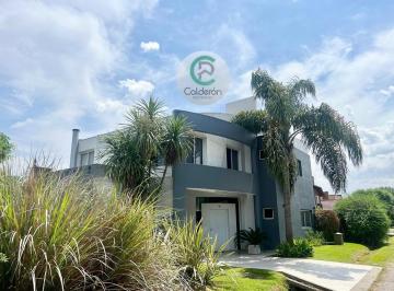 Casa · 200m² · 4 Ambientes · Casa en Venta Country Club Banco Provincia