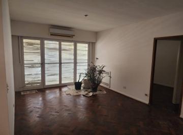 Departamento de 2 ambientes, Once · 2 Ambientes Grandes con Balcon Luminoso - Once