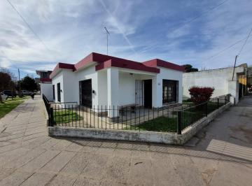 Casa , Marcos Paz · Hermosa Casa en Venta en Melgar y D´agnillo en El Centro de Marcos Paz
