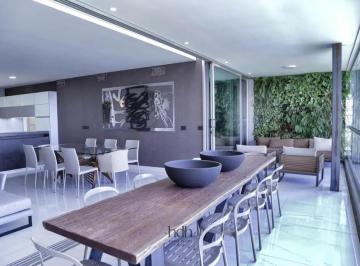 Departamento · 215m² · 6 Ambientes · 2 Cocheras · Departamento en Venta Av Laplace 3 Dorm. 4 Baños con Cochera Balcon y Pileta a Estrenar