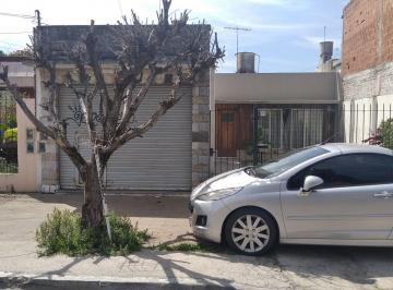 YAR-YA1-25033_2 · Casa 3 Ambientes. | Brown Guillermo 1281