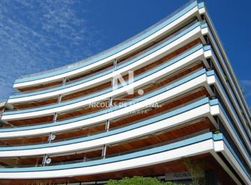 Foto1 · Exclusivo Apartamento Frente Al Puerto. 3 Dorm. en Venta