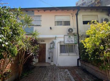 Casa · 84m² · 4 Ambientes · 1 Cochera · Casa en Venta