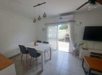 PH · 48m² · 2 Ambientes · 1 Cochera · PH Casa en Venta en Barrio La Giustina II, Bella Vista, Buenos Aires