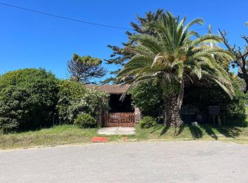 Casa · 120m² · 4 Ambientes · 1 Cochera · Casa en Alquiler Temporario en Pinamar