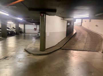 Garage · 15m² · 1 Cochera · Cochera en Devoto Excelente Ubicacion
