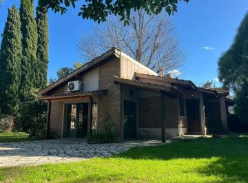 Quinta vacacional · 100m² · 2 Ambientes · 1 Cochera · Casa Quinta Pereyra