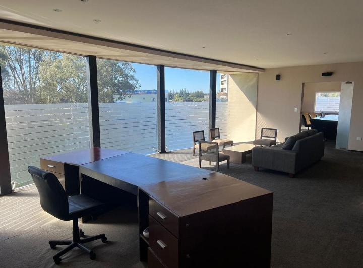 Oficina comercial · 180m² · 6 Ambientes